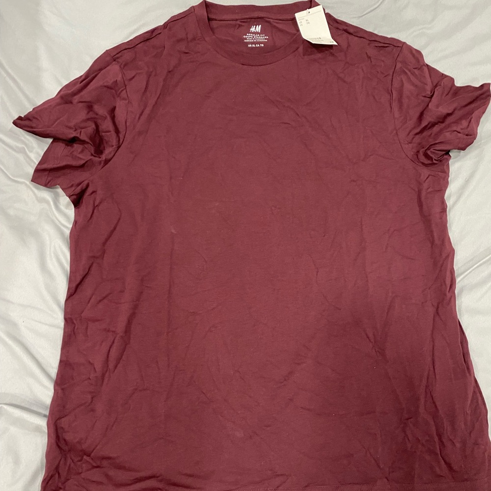 Red basic h&m t shirt never worn